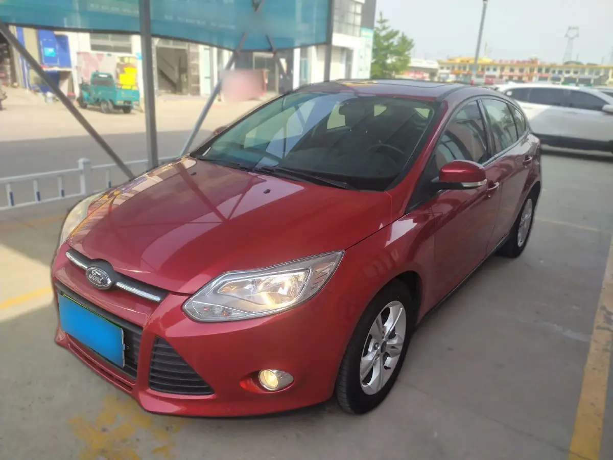 2012 Ford Focus 1.6L 125HP L4 6DCT