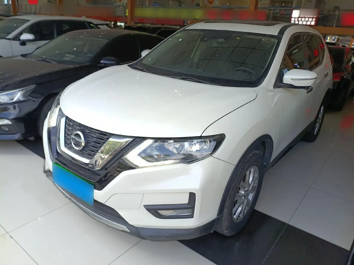 2021 Nissan X-Trail 2.0L 151HP L4 CVT