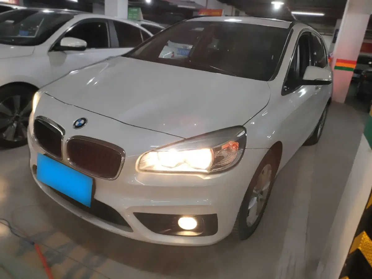 2016 BMW 2 Series Wagon 1.5T 136HP L3 6AT