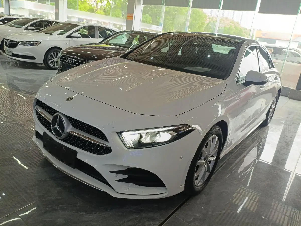 2021 Mercedes-Benz A Class 1.3T 163HP L4 7DCT
