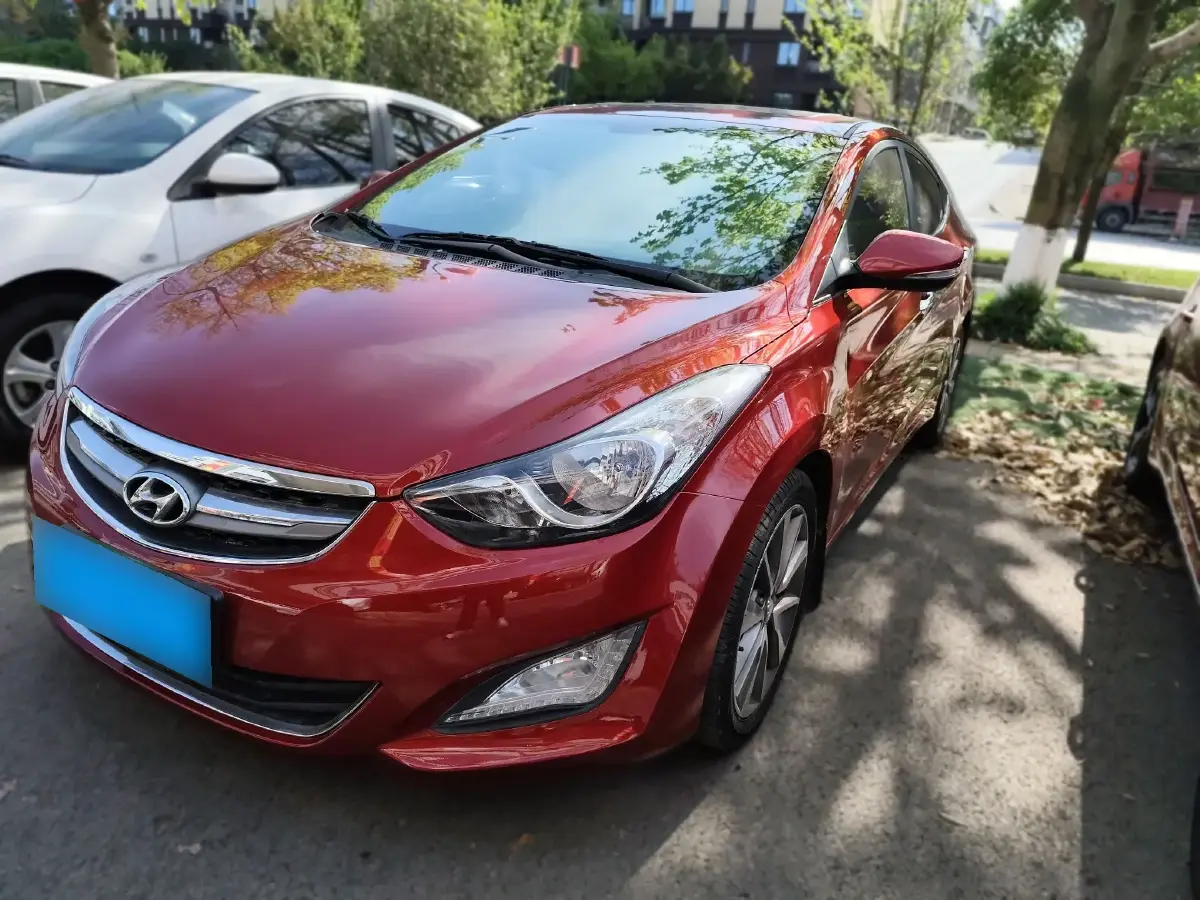 2015 Hyundai Elantra 1.6L 128HP L4 6AT