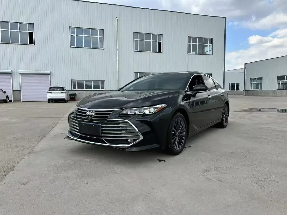 2019 Toyota Avalon 2.5L 209HP L4 8AT