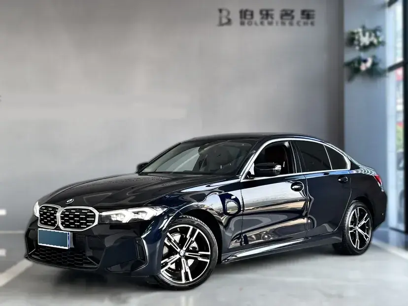 2024 BMW 3 Series 2.0T 184HP L4 8AT