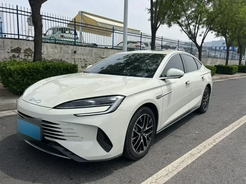 2023 BYD Seal 1.5L 110HP L4 E-CVT PHEV 17.6KWH