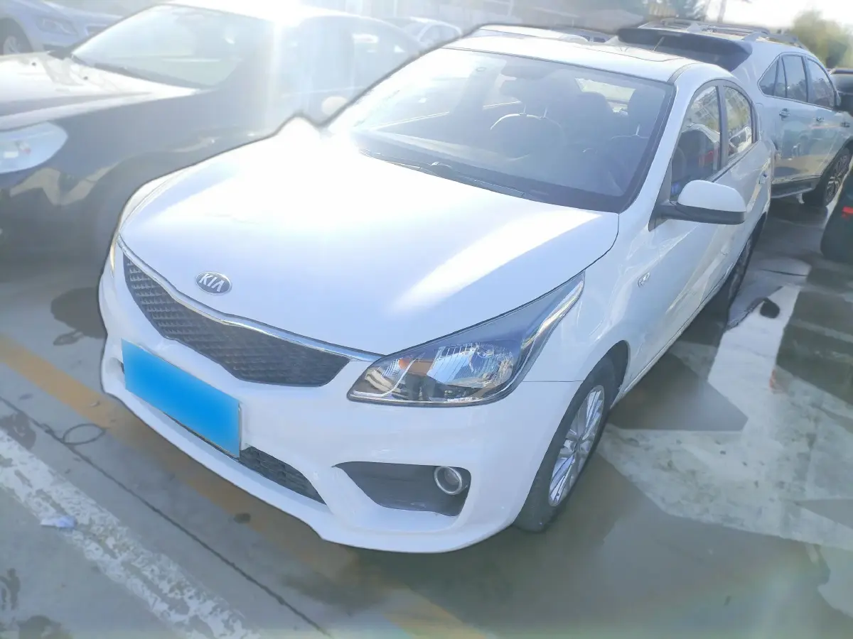 2017 Kia K2 1.4L 100HP L4 6MT
