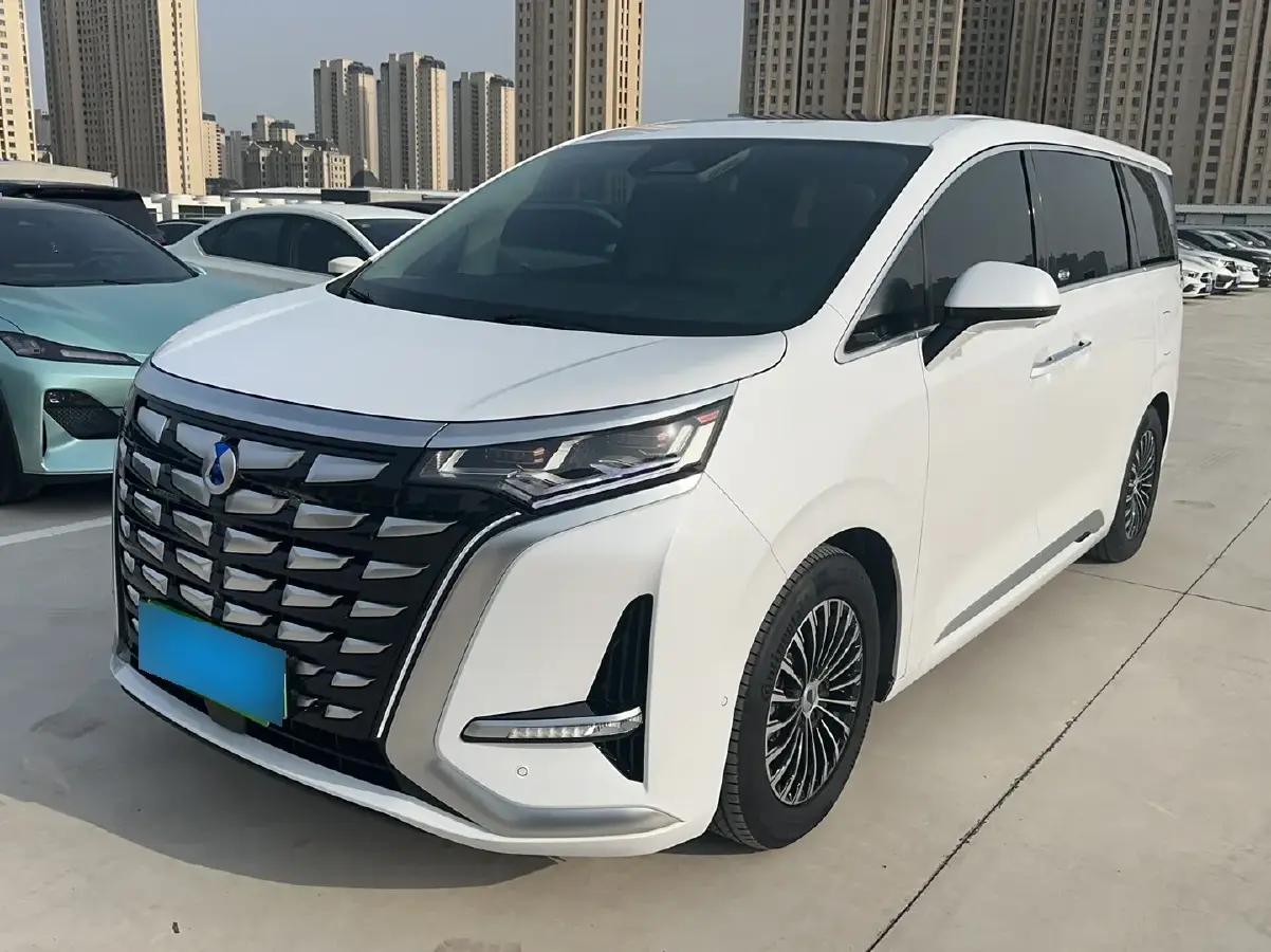 2024 Denza D9 1.5T 139HP L4 E-CVT PHEV 40KWH