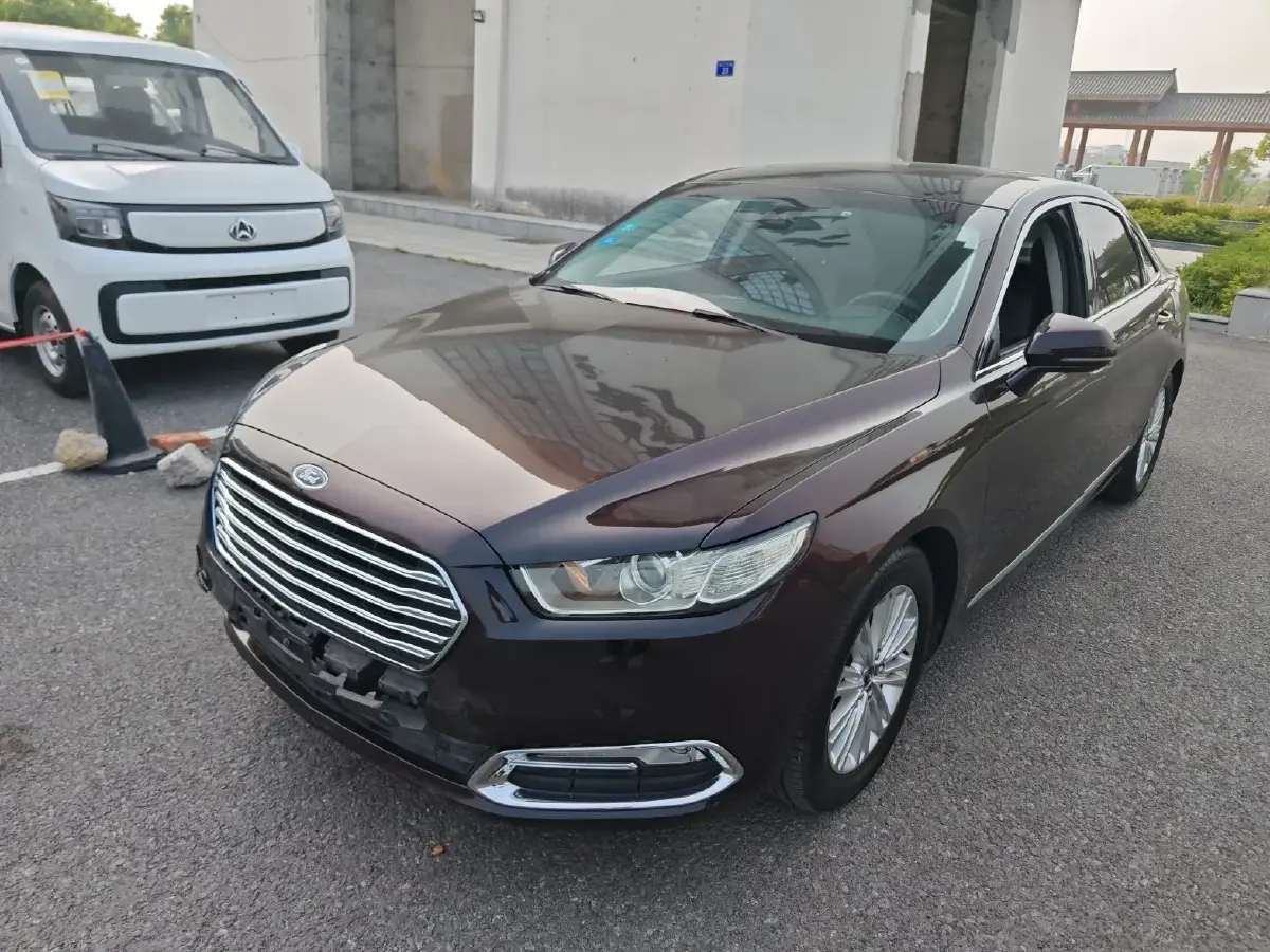 2017 Ford Taurus 2.0T 245HP L4 6AT