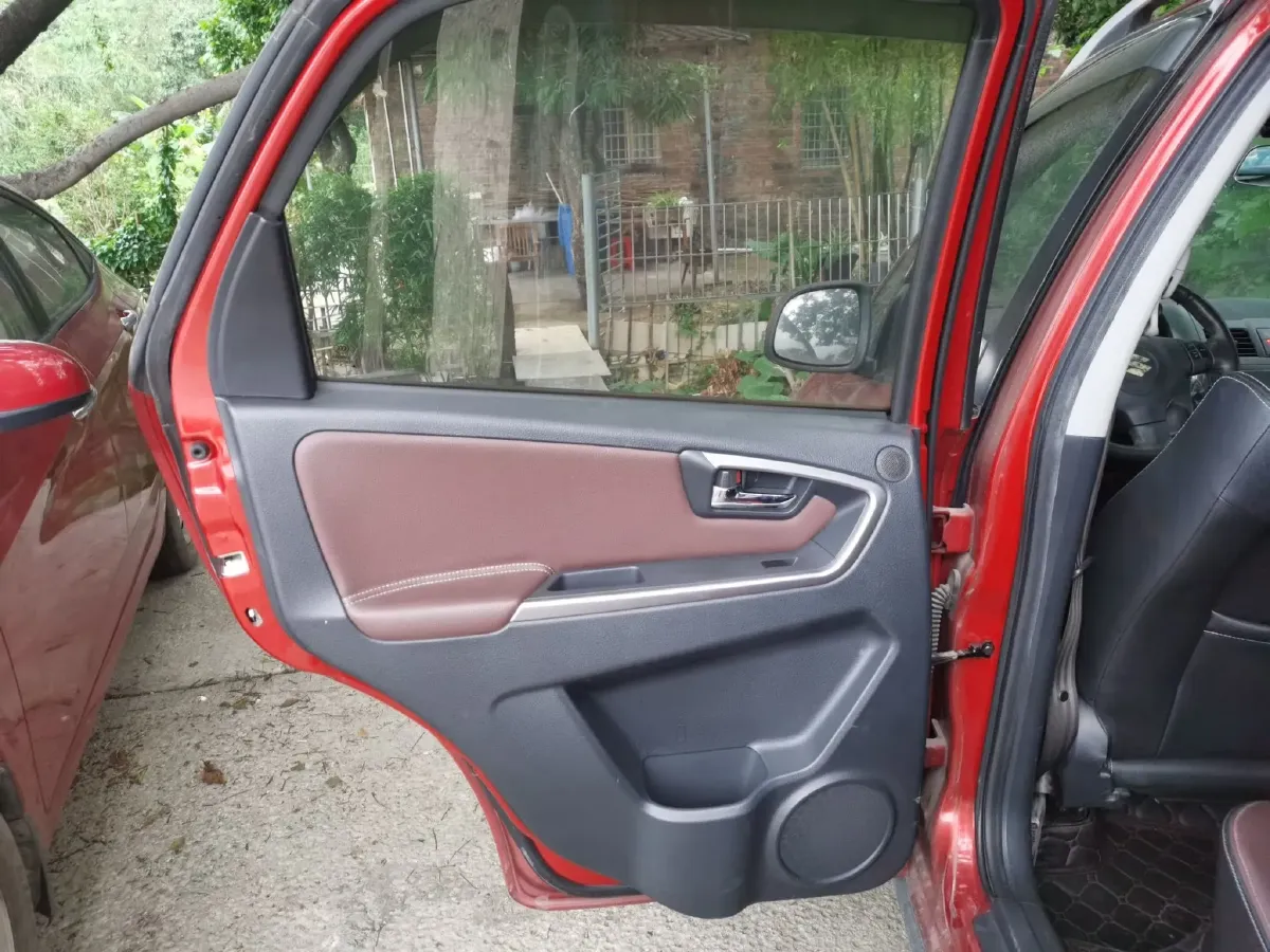 2012 Suzuki SX4 1.6L 109HP L4 4AT,autocango,china used car exporter,china ev exporter,chinese used car exporter,chinese used ev exporter