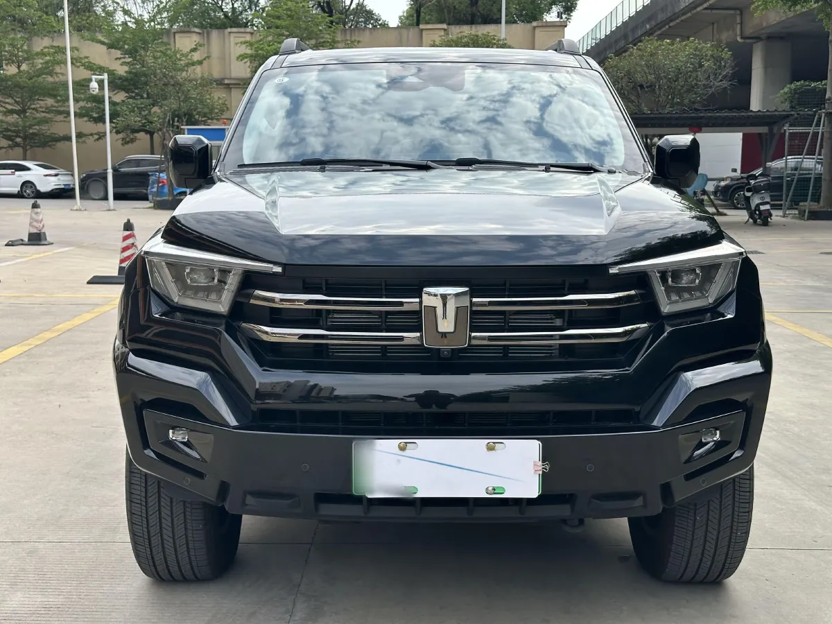 2024 Tank 400 2.0T 252HP L4 9AT PHEV 36.7/37.1KWH,autocango,china used car exporter,china ev exporter,chinese used car exporter,chinese used ev exporter