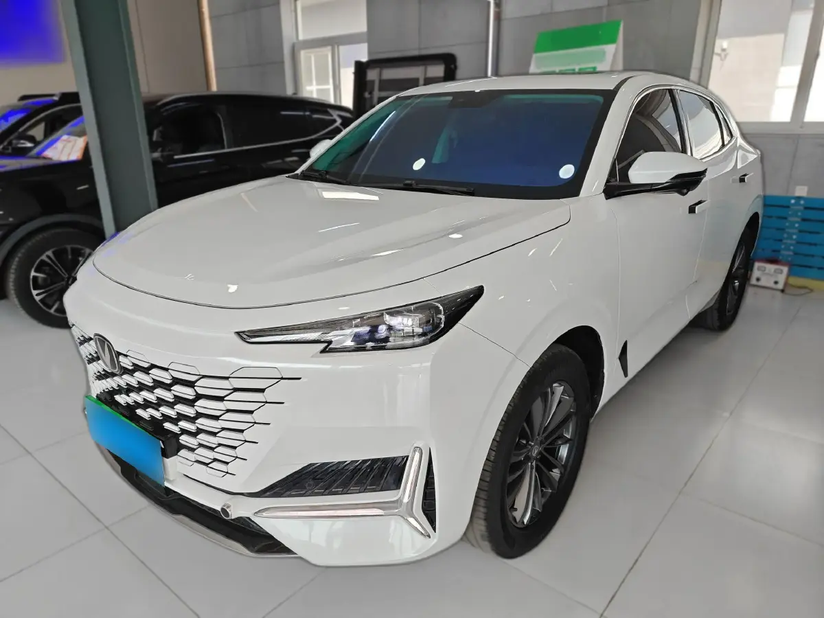2023 ChangAn UNI-K 2.0T 233HP L4 8AT