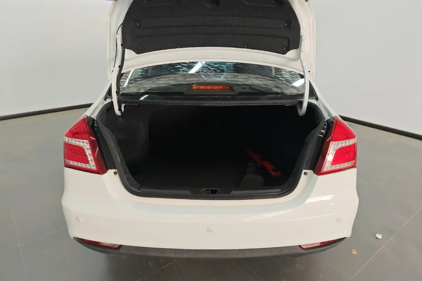 2019 Geely KingKong 1.5L 102HP L4 5MT,autocango,china used car exporter,china ev exporter,chinese used car exporter,chinese used ev exporter