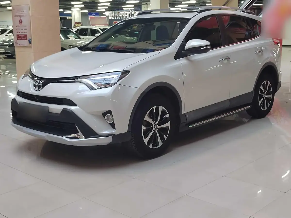 2016 Toyota RAV4 2.0L 151HP L4 CVT
