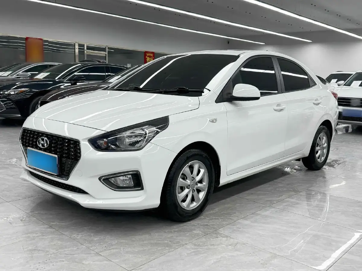 2017 Hyundai Reina 1.4L 95HP L4 4AT