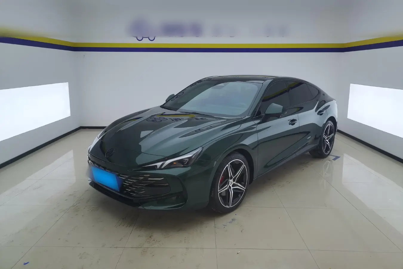 2023 MG 7 2.0T 261HP L4 9AT