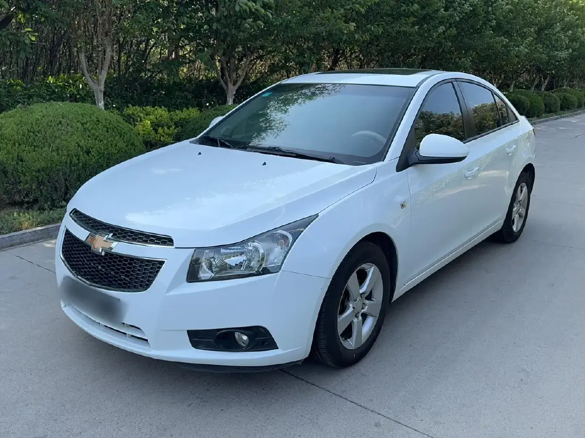 2013 Chevrolet Cruze 1.6L 121HP L4 5MT