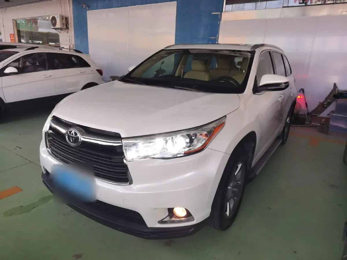 2015 Toyota Highlander 2.0T 220HP L4 6AT
