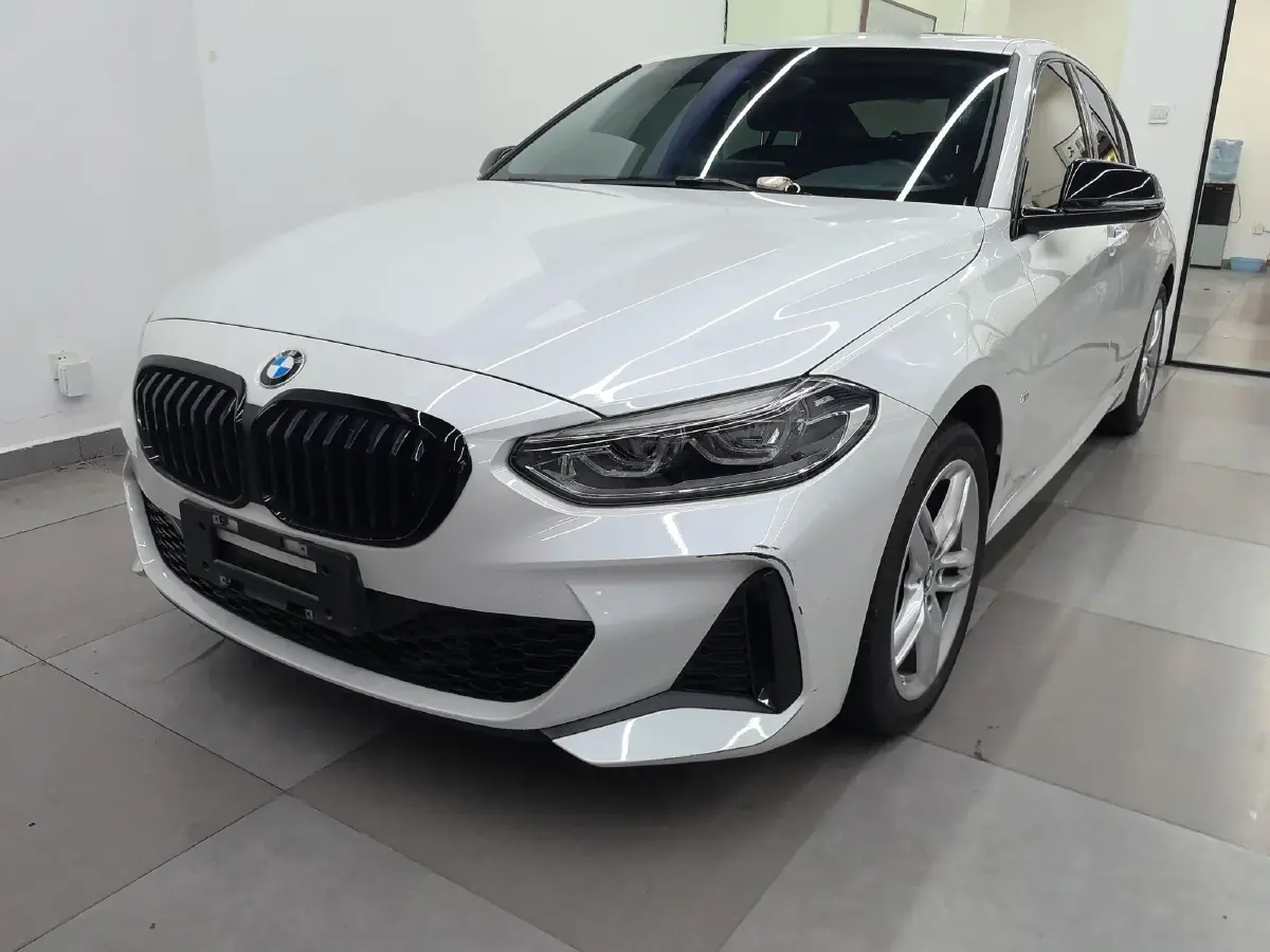 2021 BMW 1 Series 1.5T 140HP L3 7DCT