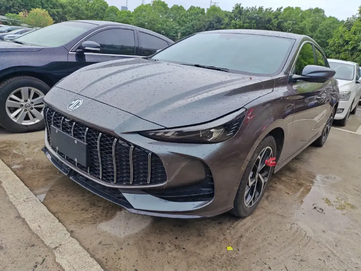 2025 MG 5 1.5T 181HP L4 7DCT