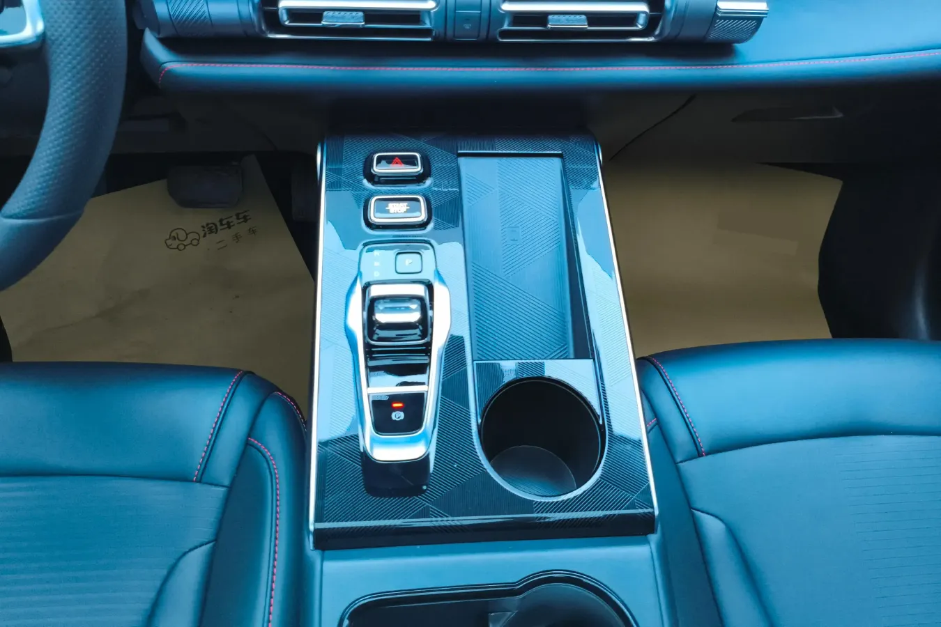 2022 GAC Trumpchi Emkoo 1.5T 177HP L4 7DCT,autocango,china used car exporter,china ev exporter,chinese used car exporter,chinese used ev exporter