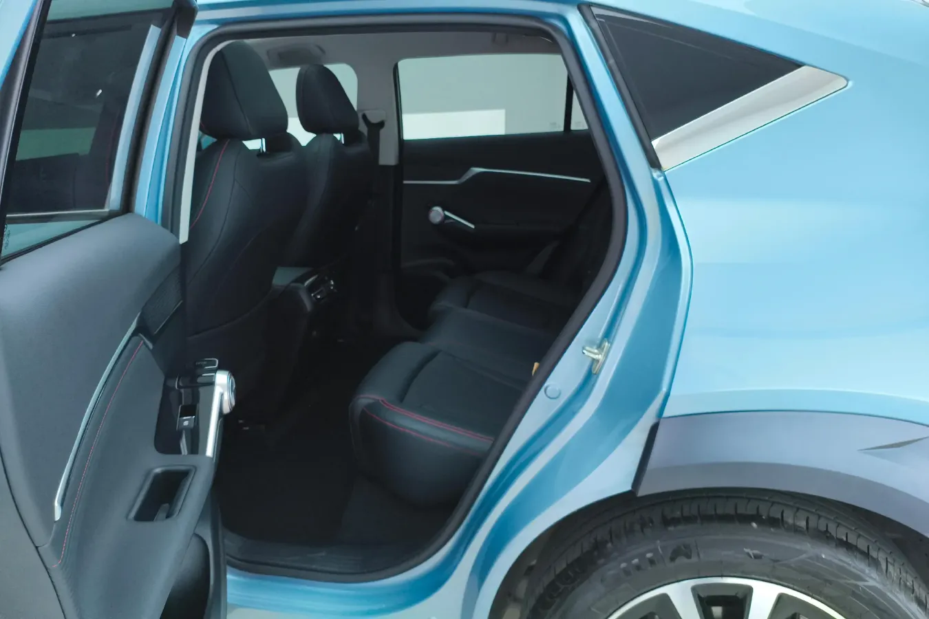 2022 GAC Trumpchi Emkoo 1.5T 177HP L4 7DCT,autocango,china used car exporter,china ev exporter,chinese used car exporter,chinese used ev exporter