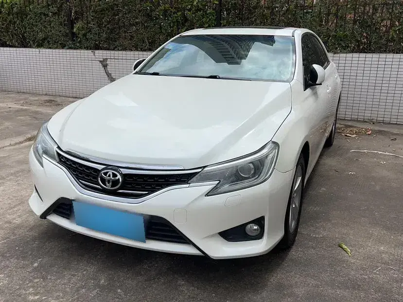 2013 Toyota Reiz 2.5L 193HP V6 6AT