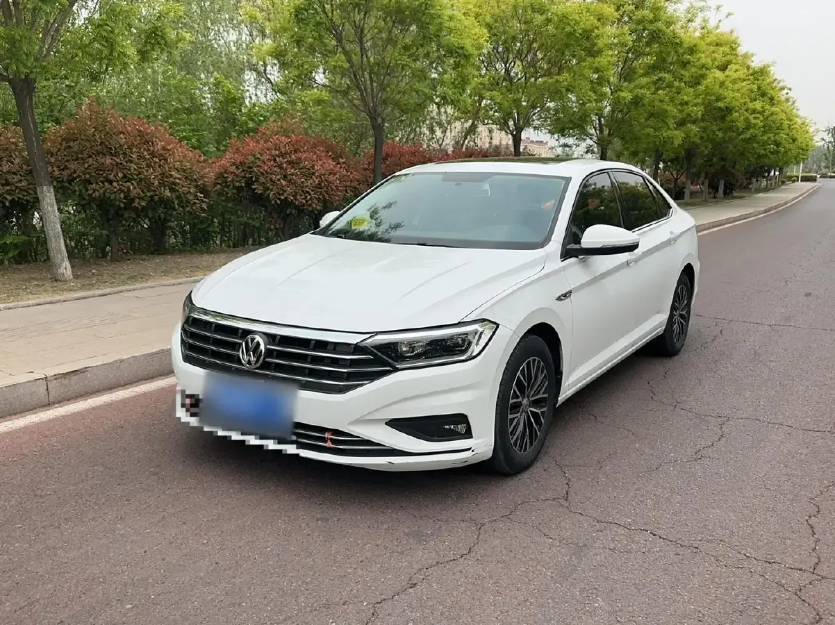 2020 Volkswagen Sagitar 1.4T 150HP L4 7DCT