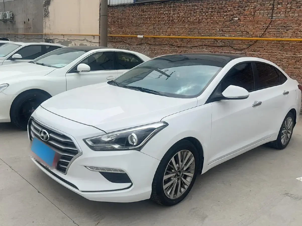 2017 Hyundai Mistra 1.8L 143HP L4 6AT