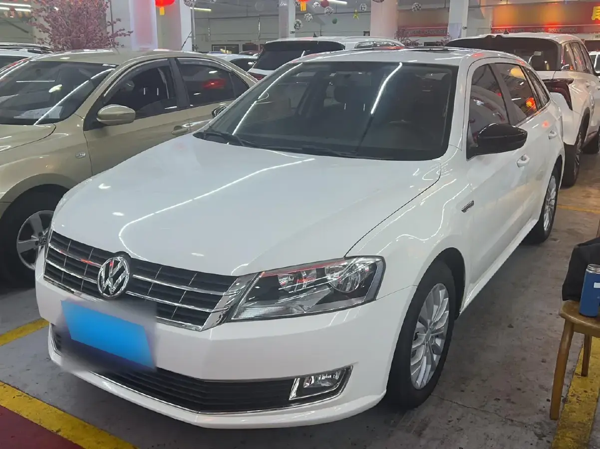 2014 Volkswagen Gran Lavida 1.4T 131HP L4 7DCT