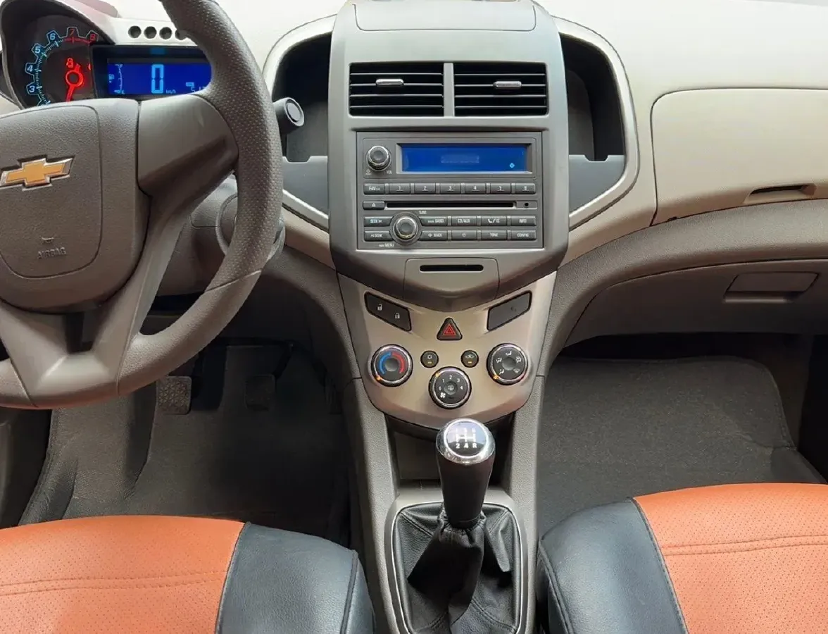 2011 Chevrolet Aveo 1.4L 103HP L4 5MT,autocango,china used car exporter,china ev exporter,chinese used car exporter,chinese used ev exporter