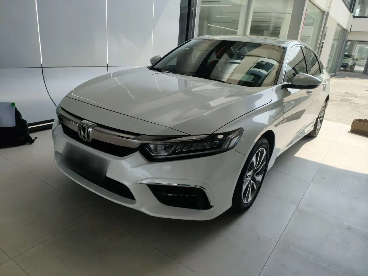 2019 Honda Inspire 1.5T 194HP L4 CVT