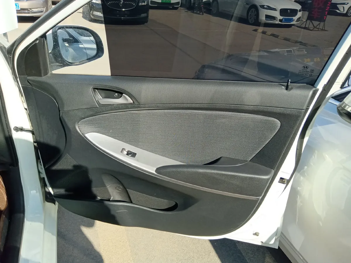 2016 Hyundai RuiYi 1.4L 107HP L4 4AT,autocango,china used car exporter,china ev exporter,chinese used car exporter,chinese used ev exporter