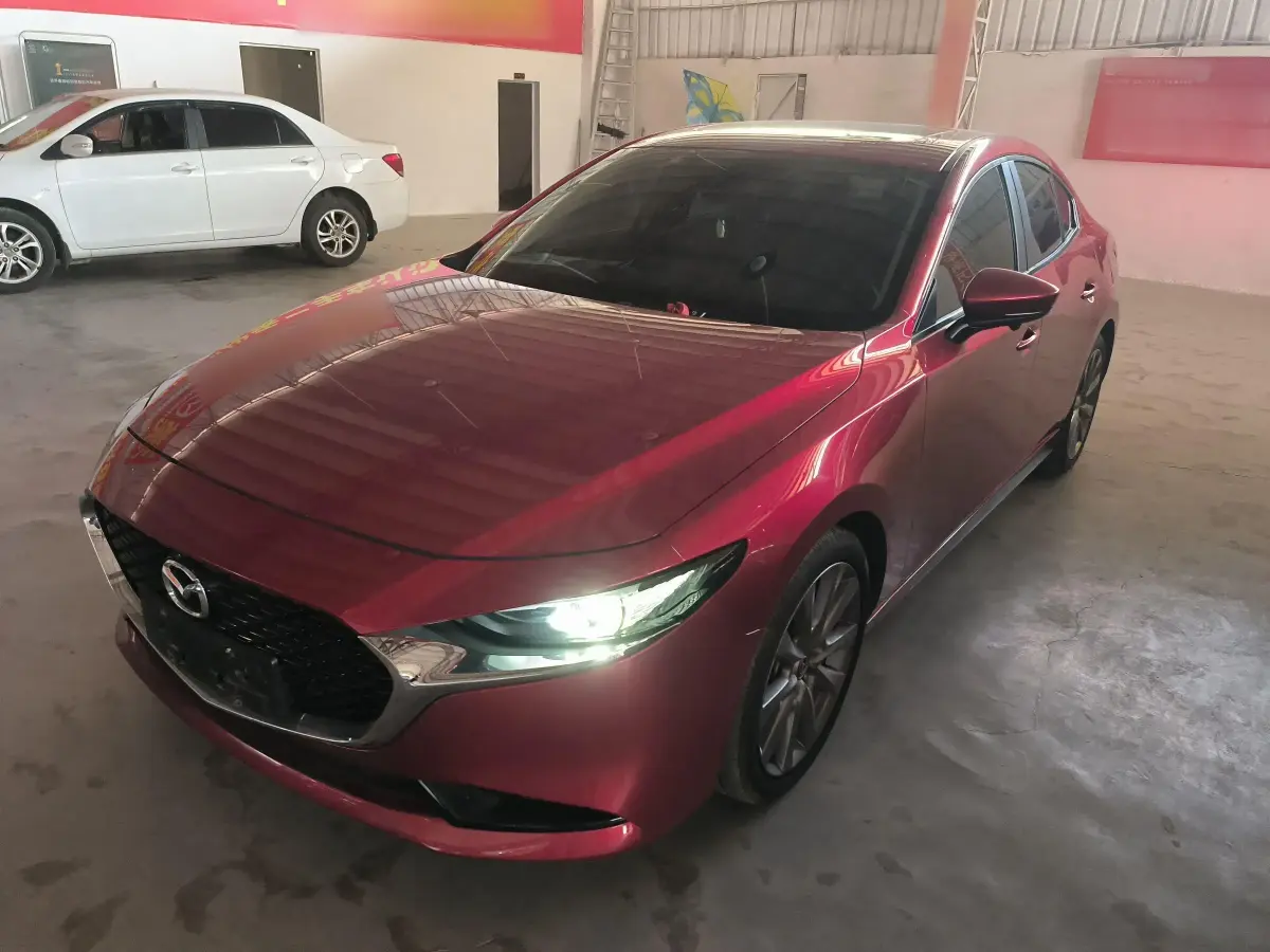 2021 Mazda 3 Axela 2.0L 158HP L4 6AT