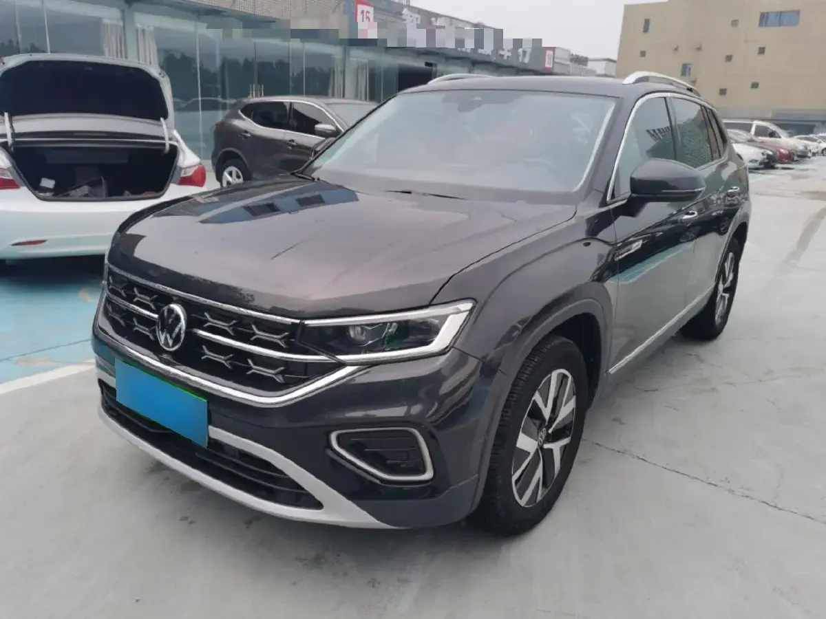 2024 Volkswagen Tayron 2.0T 186HP L4 7DCT