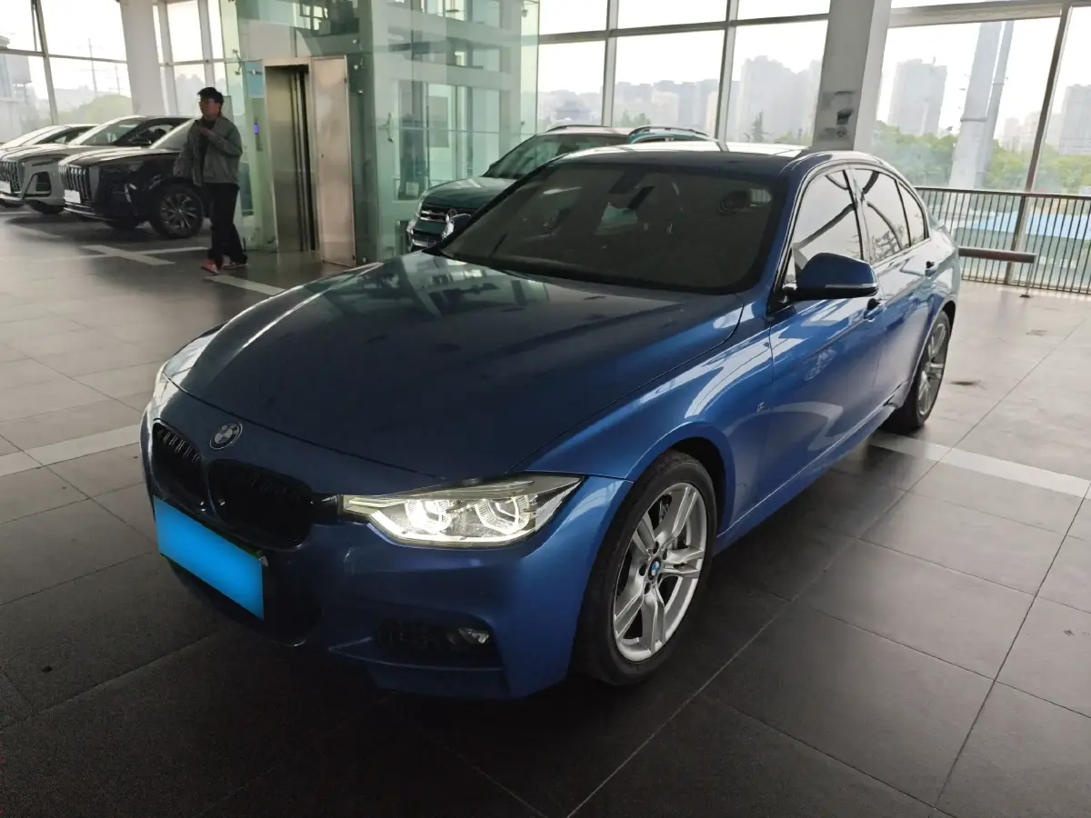 2017 BMW 3 Series 2.0T 184HP L4 8AT