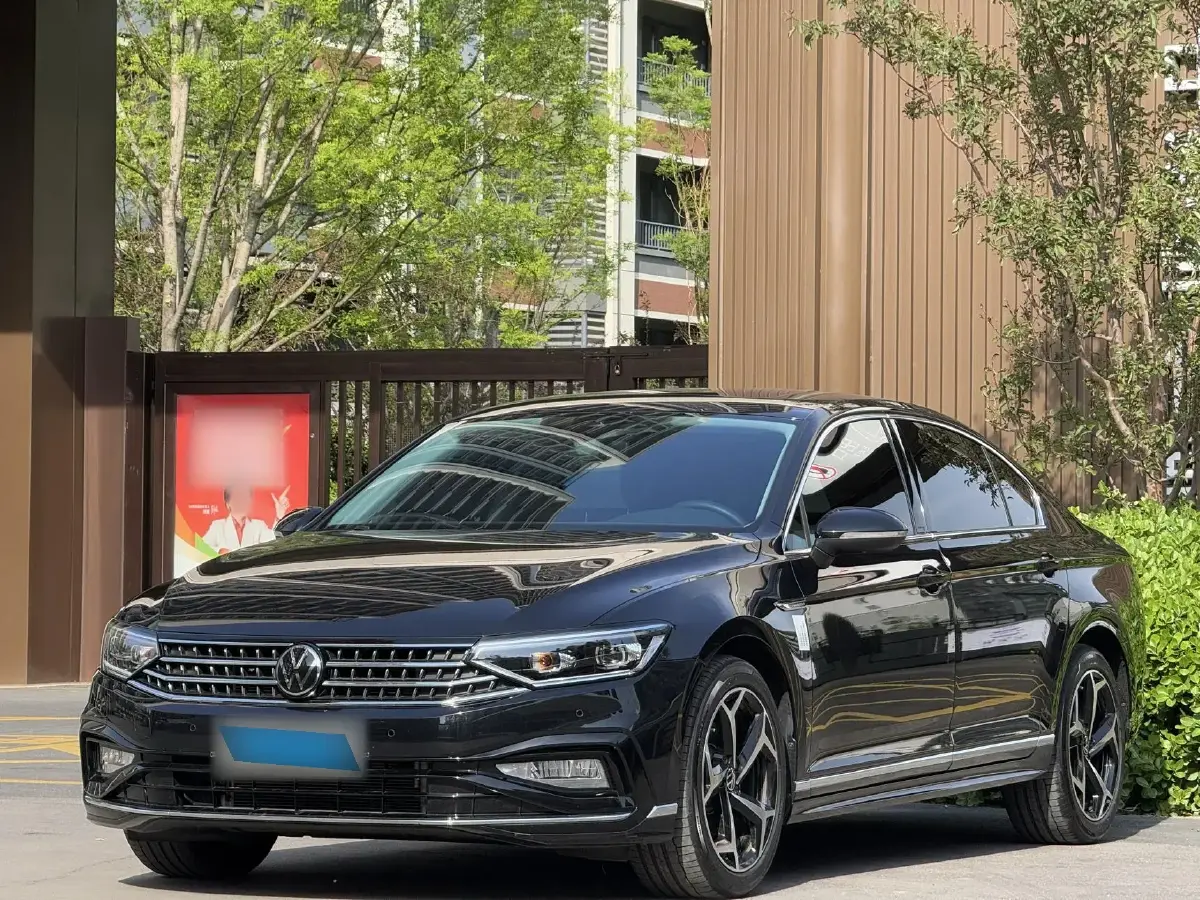 2023 Volkswagen Magotan 2.0T 186HP L4 7DCT