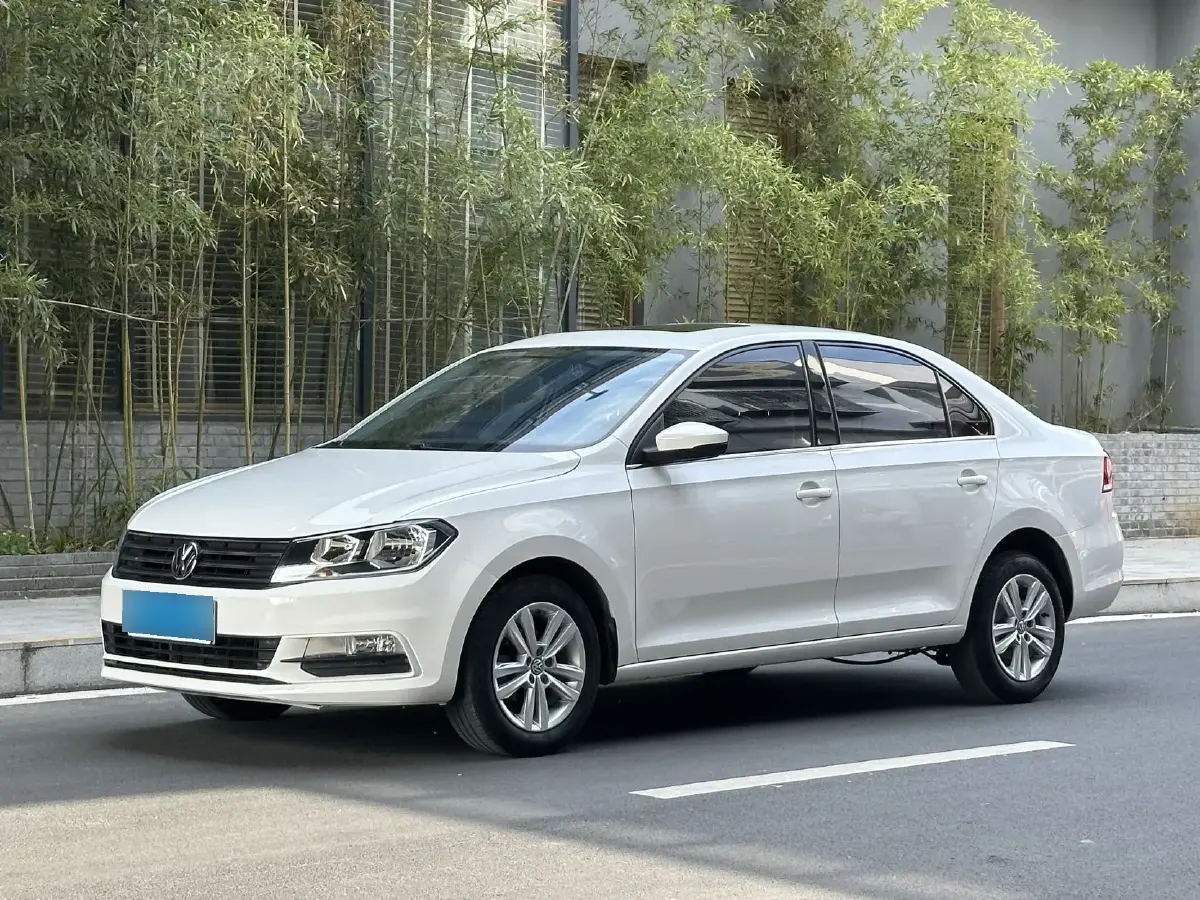 2016 Volkswagen Santana 1.6L 110HP L4 6AT