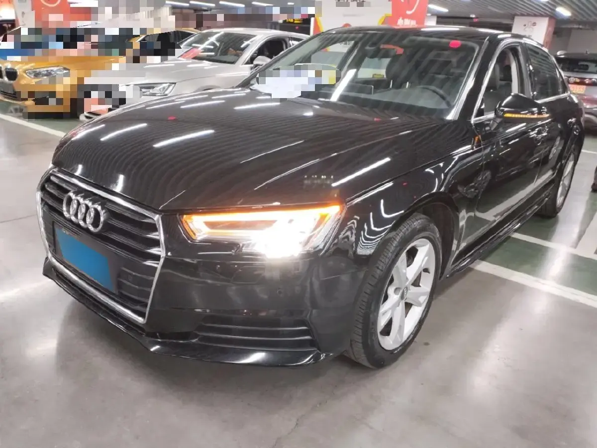 2017 Audi A4L 2.0T 190HP L4 7DCT