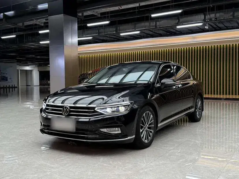 2020 Volkswagen Magotan 2.0T 220HP L4 7DCT