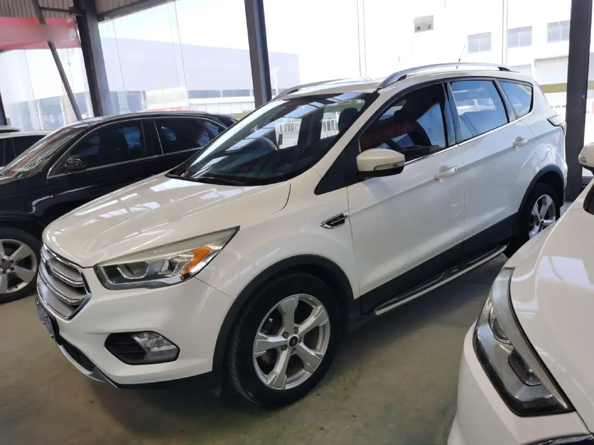 2017 Ford Kuga 1.5T 181HP L4 6AT