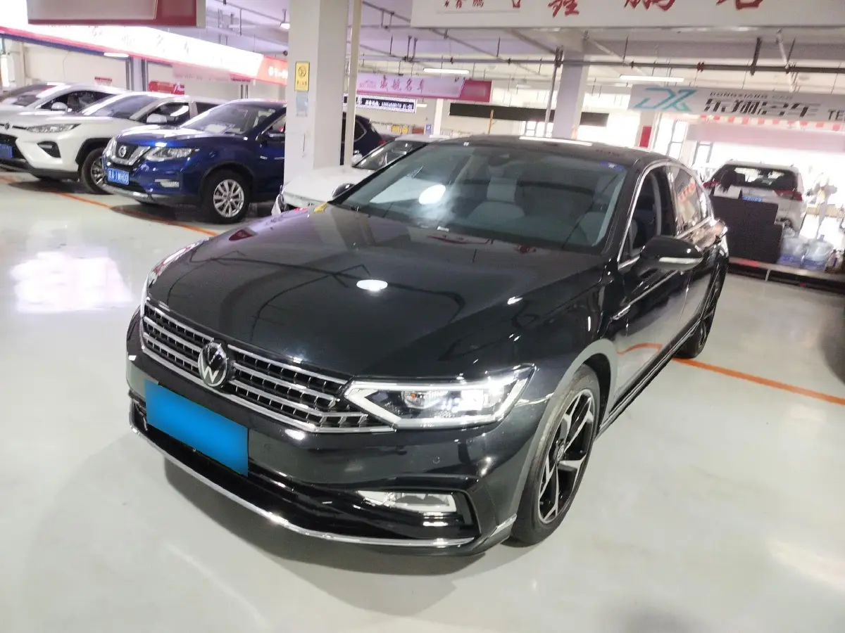 2023 Volkswagen Magotan 2.0T 186HP L4 7DCT