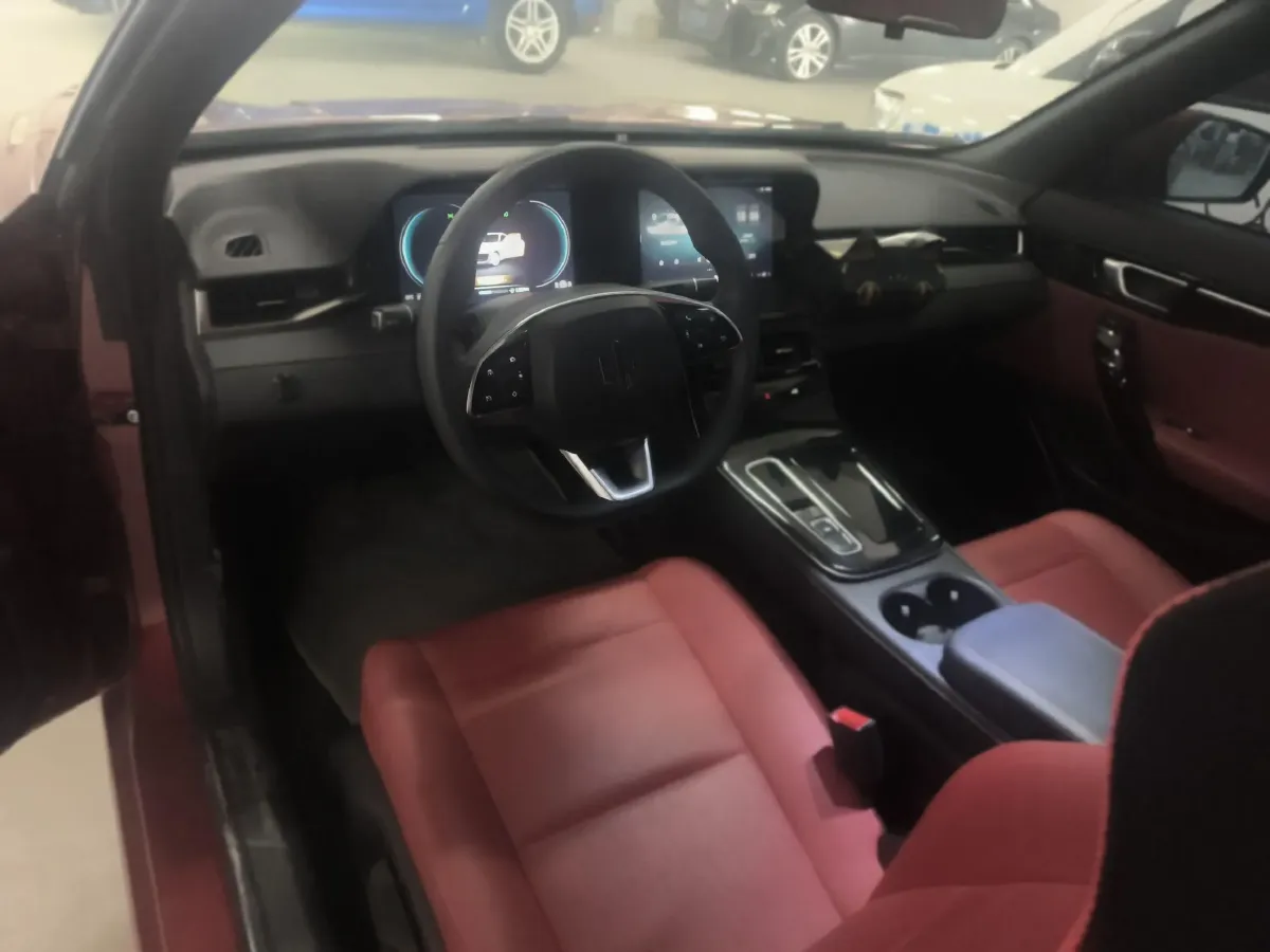 2019 Leapmotor S01 BEV 35.6KWH,autocango,china used car exporter,china ev exporter,chinese used car exporter,chinese used ev exporter