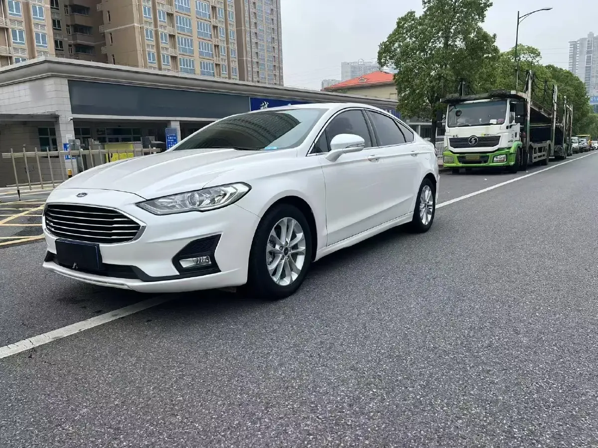 2020 Ford Mondeo 1.5T 182HP L4 6AT