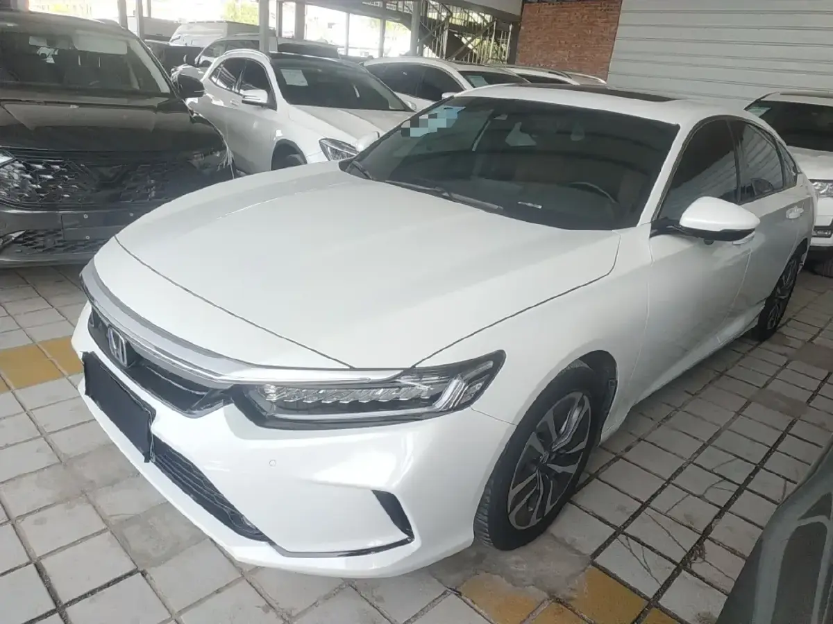 2022 Honda Inspire 2.0L 146HP L4 E-CVT Hybrid