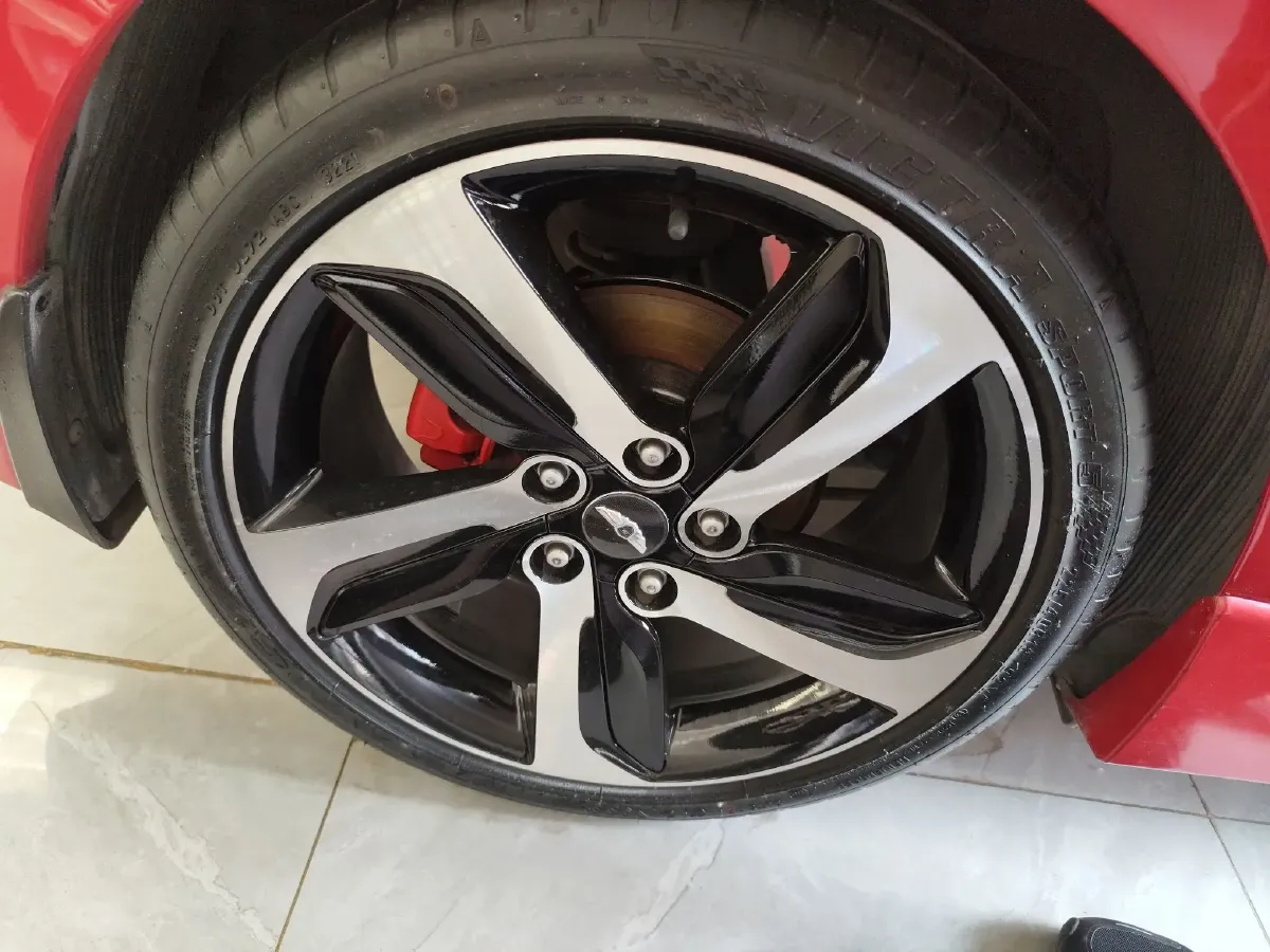 2012 Hyundai Veloster 1.6T 204HP L4 6AT,autocango,china used car exporter,china ev exporter,chinese used car exporter,chinese used ev exporter