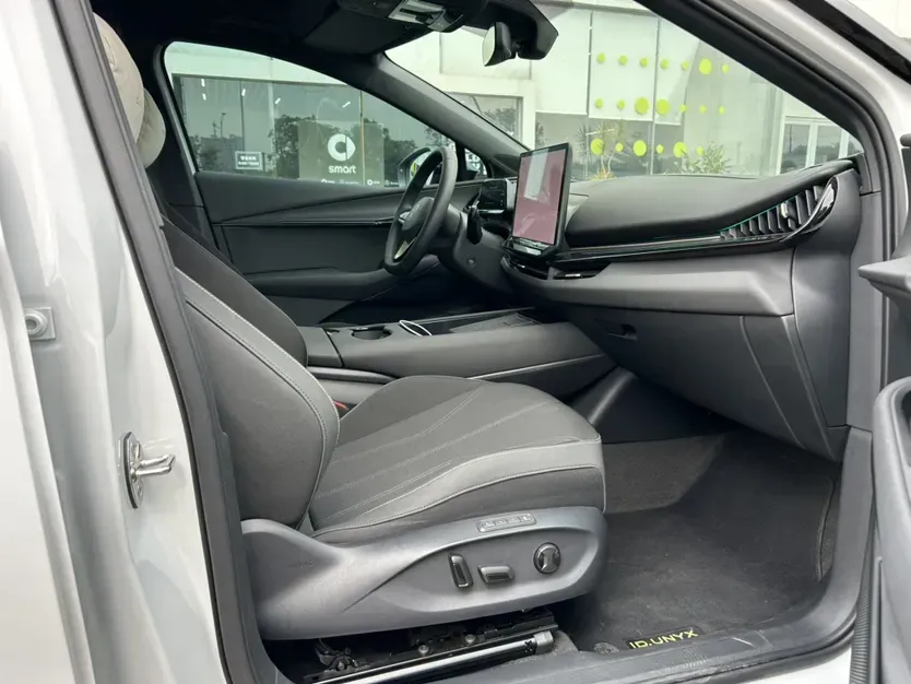 2024 Volkswagen ID.UNYX BEV 82.4KWH,autocango,china used car exporter,china ev exporter,chinese used car exporter,chinese used ev exporter