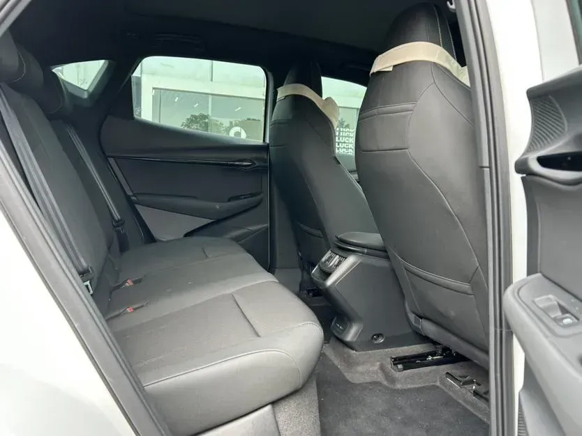 2024 Volkswagen ID.UNYX BEV 82.4KWH,autocango,china used car exporter,china ev exporter,chinese used car exporter,chinese used ev exporter