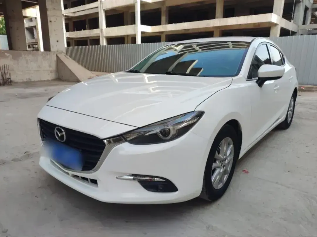 2017 Mazda 3 Axela 1.5L 117HP L4 6AT