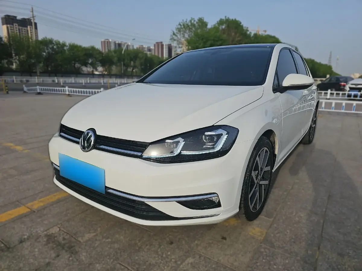 2020 Volkswagen Golf 1.4T 150HP L4 7DCT