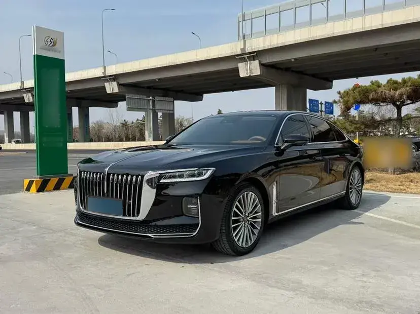 2020 HongQi H9 2.0T 252HP L4 7DCT
