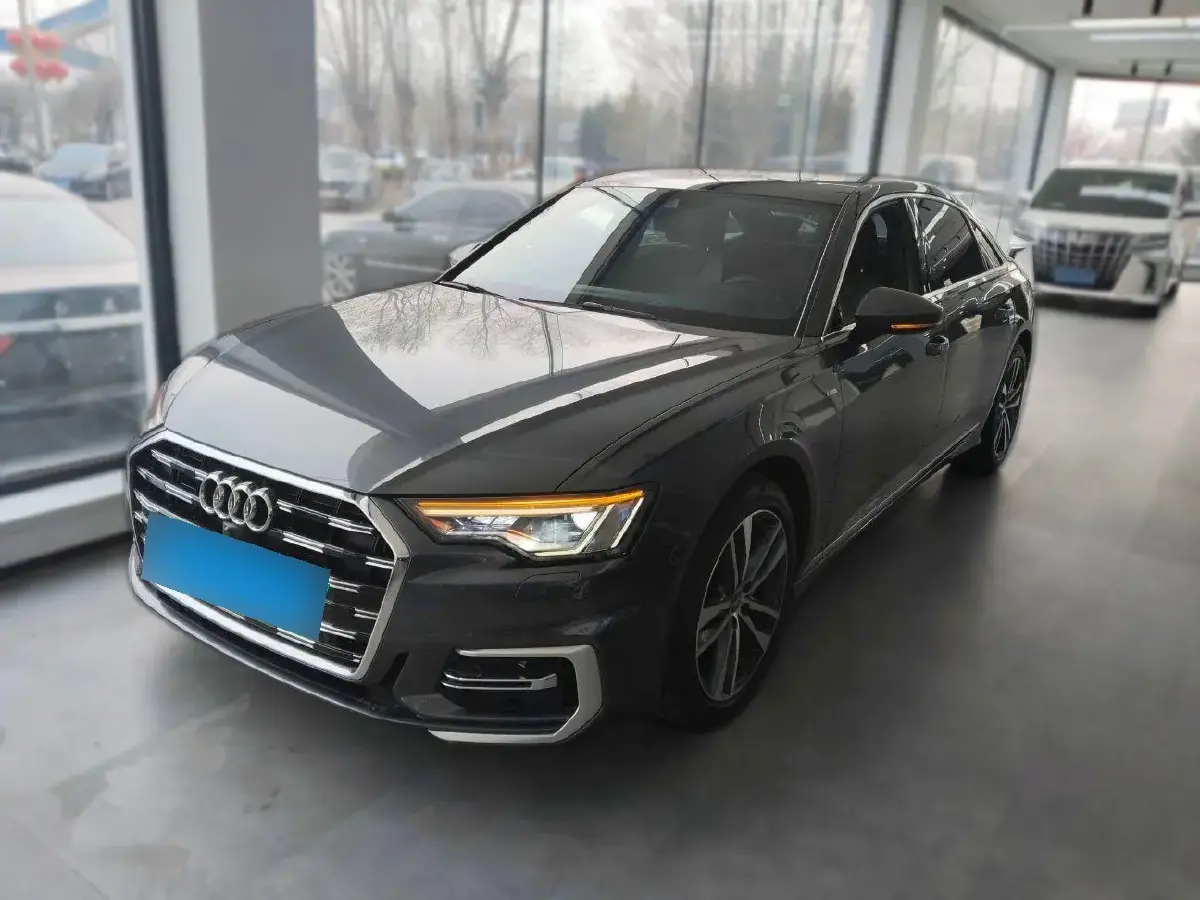 2019 Audi A6L 2.0T 190HP L4 7DCT